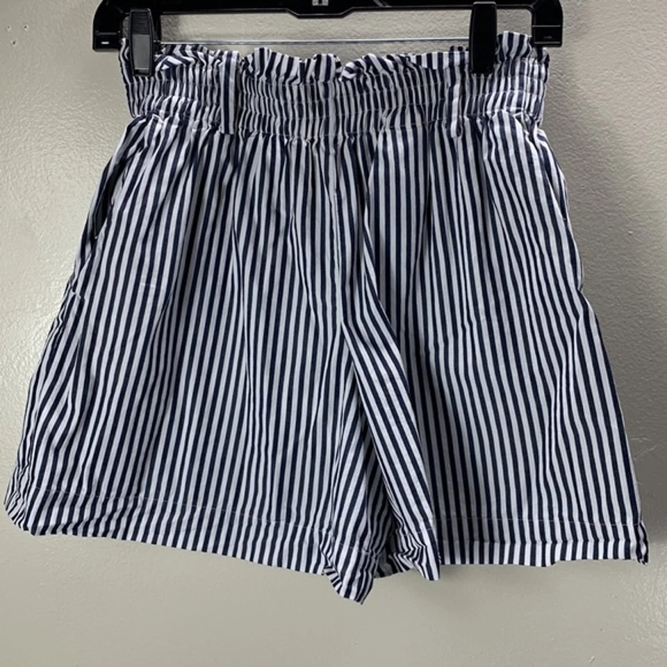 Michael Kors Mujer’s Vestido Pantalones Cortos Rayas Con Bolsillos Talla 2 Azul y Blanco Foto 3 de 4