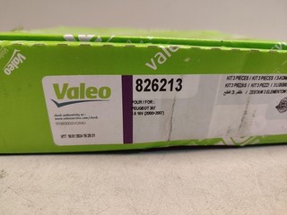 Valeo Kupplungssatz 826213 mit Druckplatte mit Scheibe