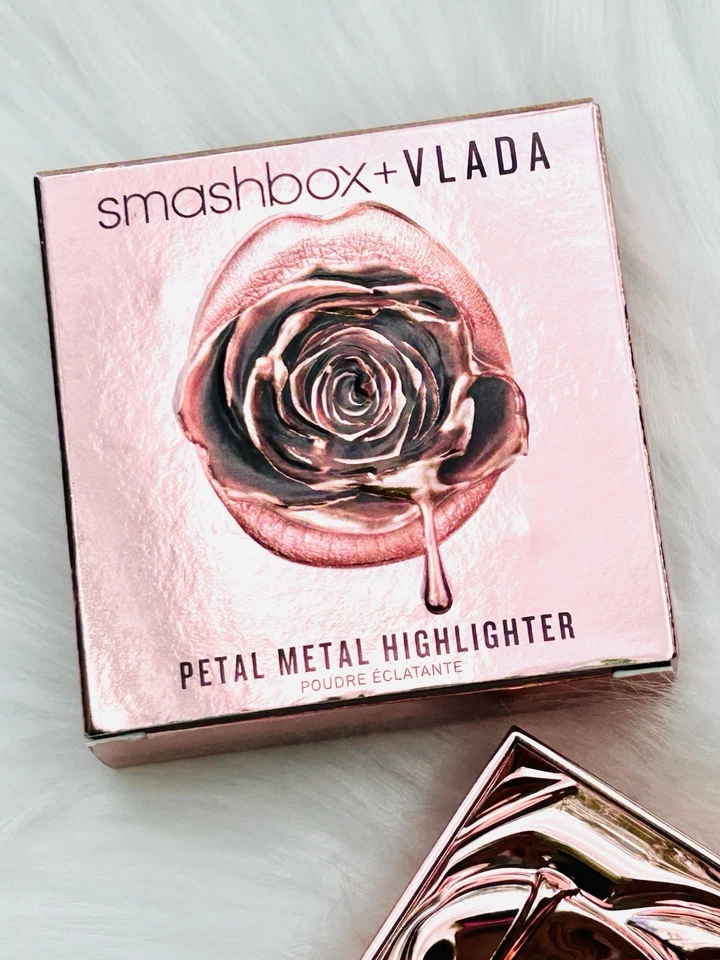 Smashbox + VLADA Petal Medal Highlighter GILDED ROSE .35 oz NEW IN BOX - Rare - Image 4 of 4