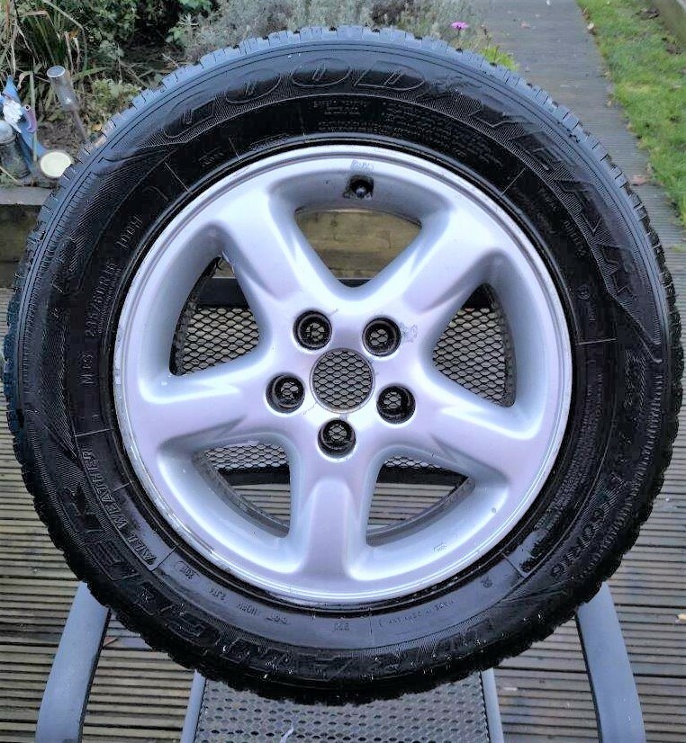 Picture 1 of 4