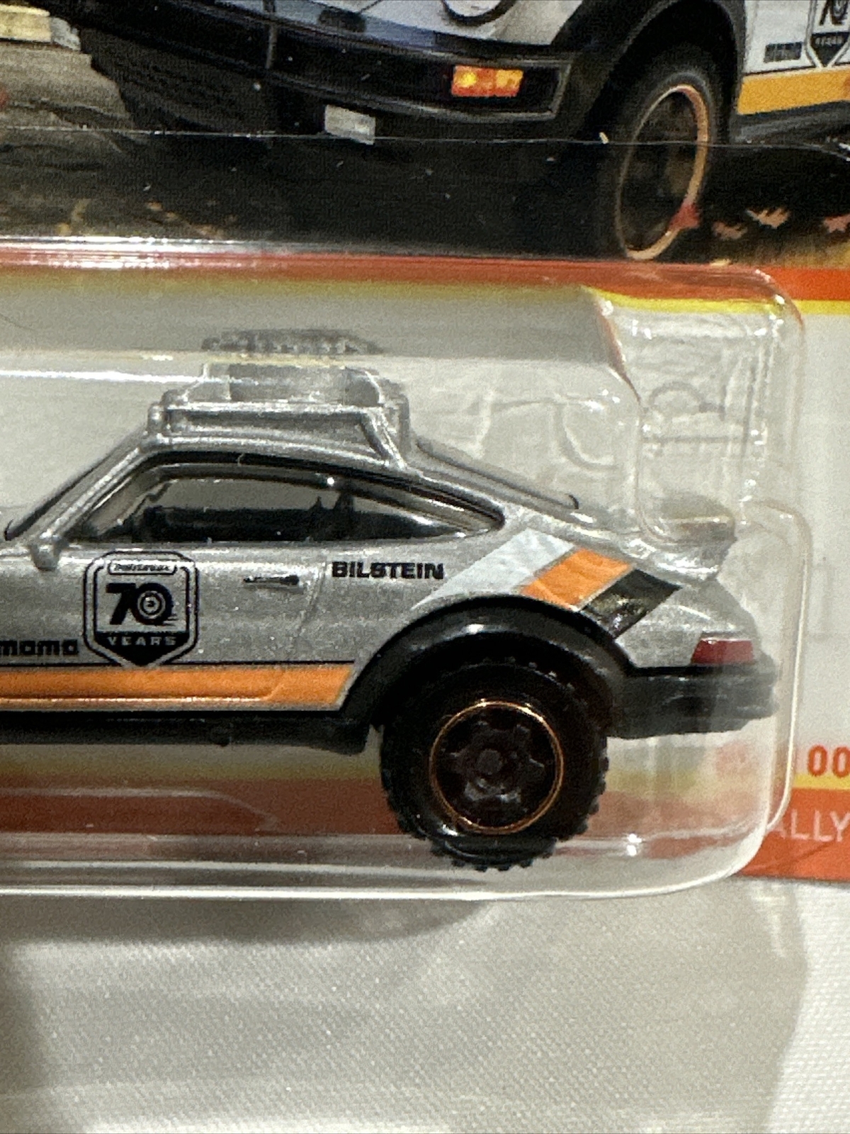 Picture 4 of 6