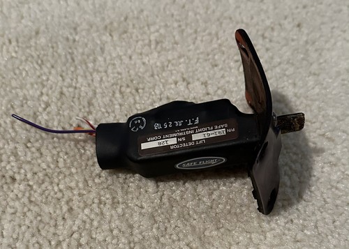 191-61 Safe Flight Heated Lift Detector (Stall Warning Detector) BE-58 Baron - Picture 4 of 7