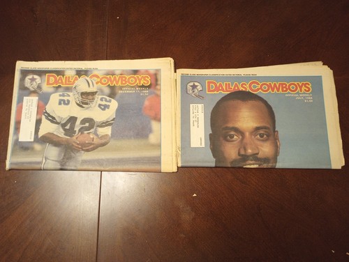 Lot of 29 different 1988 Dallas Cowboys Weekly Magazine Newspapers - Picture 5 of 5
