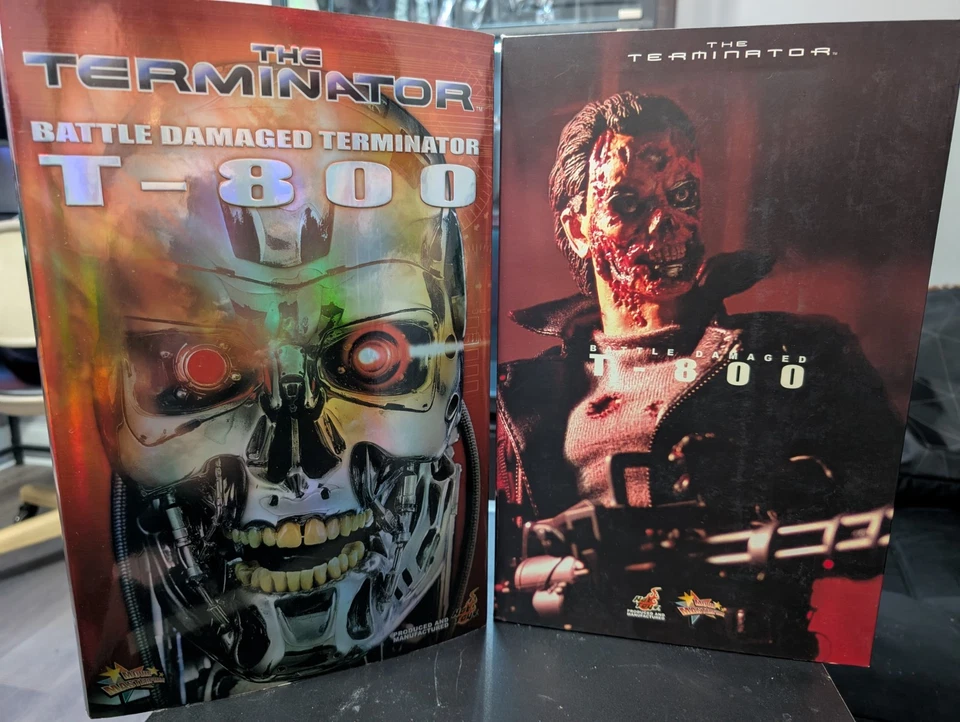 Hot Toys MMS002 The Terminator Battle Damaged Terminator T-800 1/6 12in Complete - Image 2 of 4