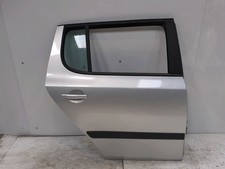 Porte arrière et accessoires Skoda 120