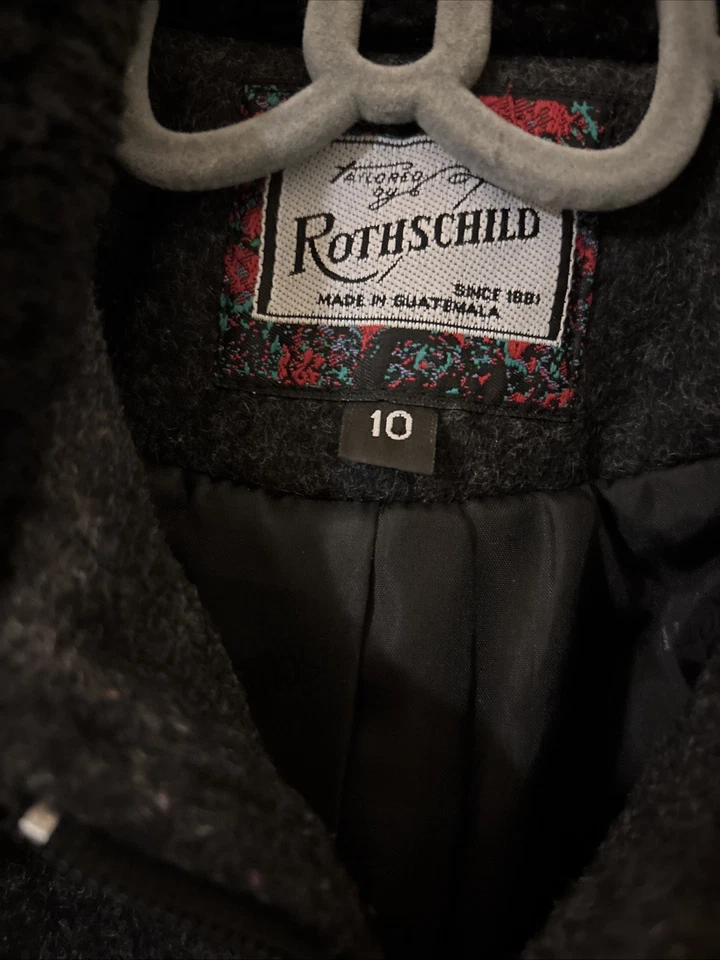 Children’s ROTHSCHILD-charcoal gray 100% wool w/lining zippered coat - Size 10 - Image 4 of 4