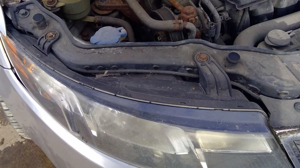 10 2011 12 Kia Forte Passenger Right RH Headlight Headlamp | Thru 07/31/11 - Image 2 of 4