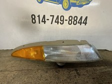 1993-1996 Lincoln Mark Viii Right Side Passenger Side Marker Light Turn Signal 1993-1996 Lincoln Mark Viii Right Side Passenger Side Marker Light Turn Signal