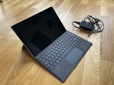 Microsoft Surface Pro (5. Generation) 12,3 Zoll, 128GB, Intel Core i5