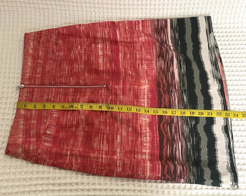 Elie Tahari Womens Size 12 Red White Black Gray Stripe Pencil Skirt Back Zip - Picture 9 of 14