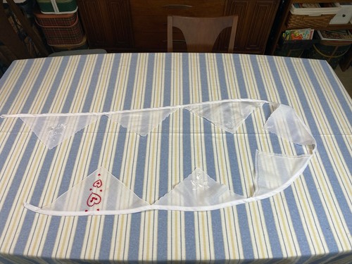 Vtg Heart Handkerchief Bunting Garland Hankie Banner Handmade Flowers white Red