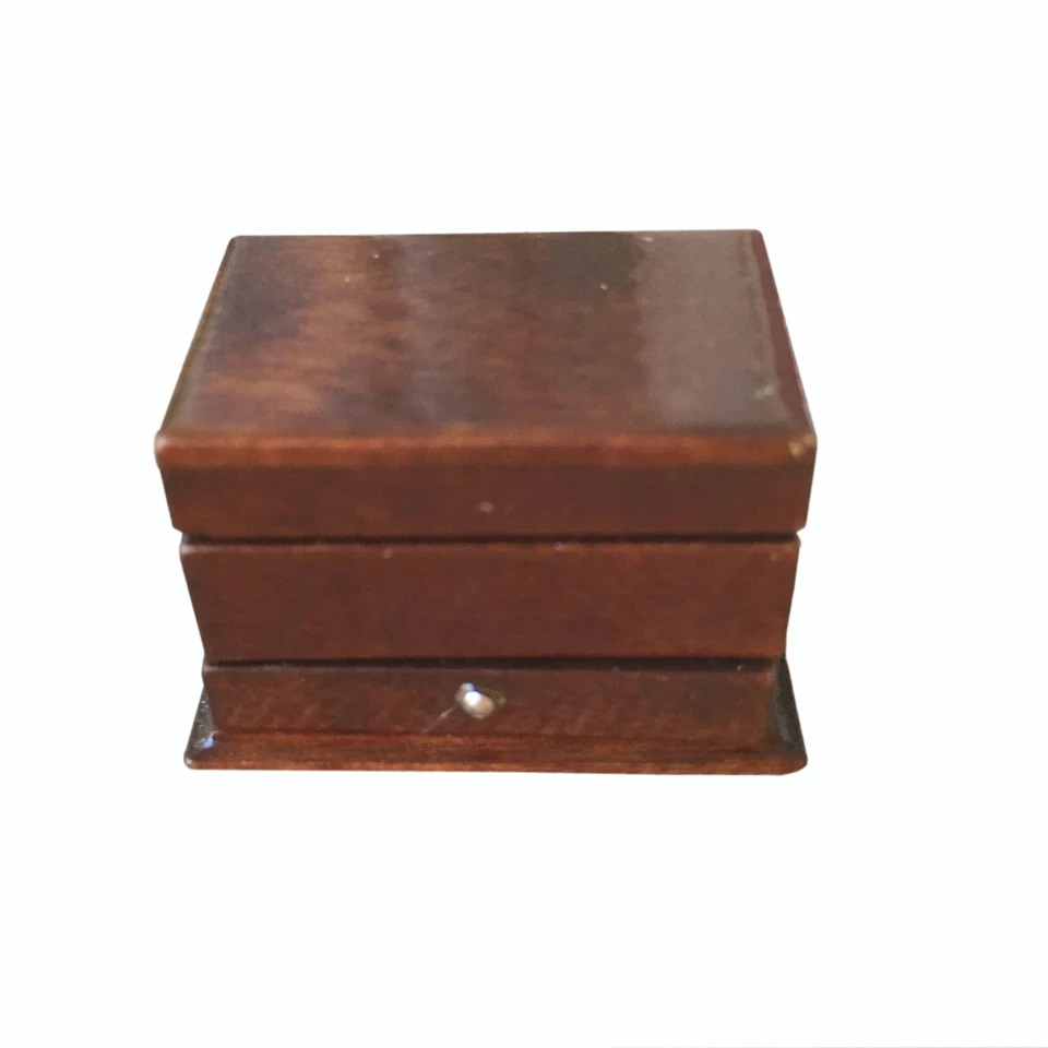 Miniature Hussif Needlework Sewing Box Accessories 1:12 Dollhouse Decor - Image 2 of 4