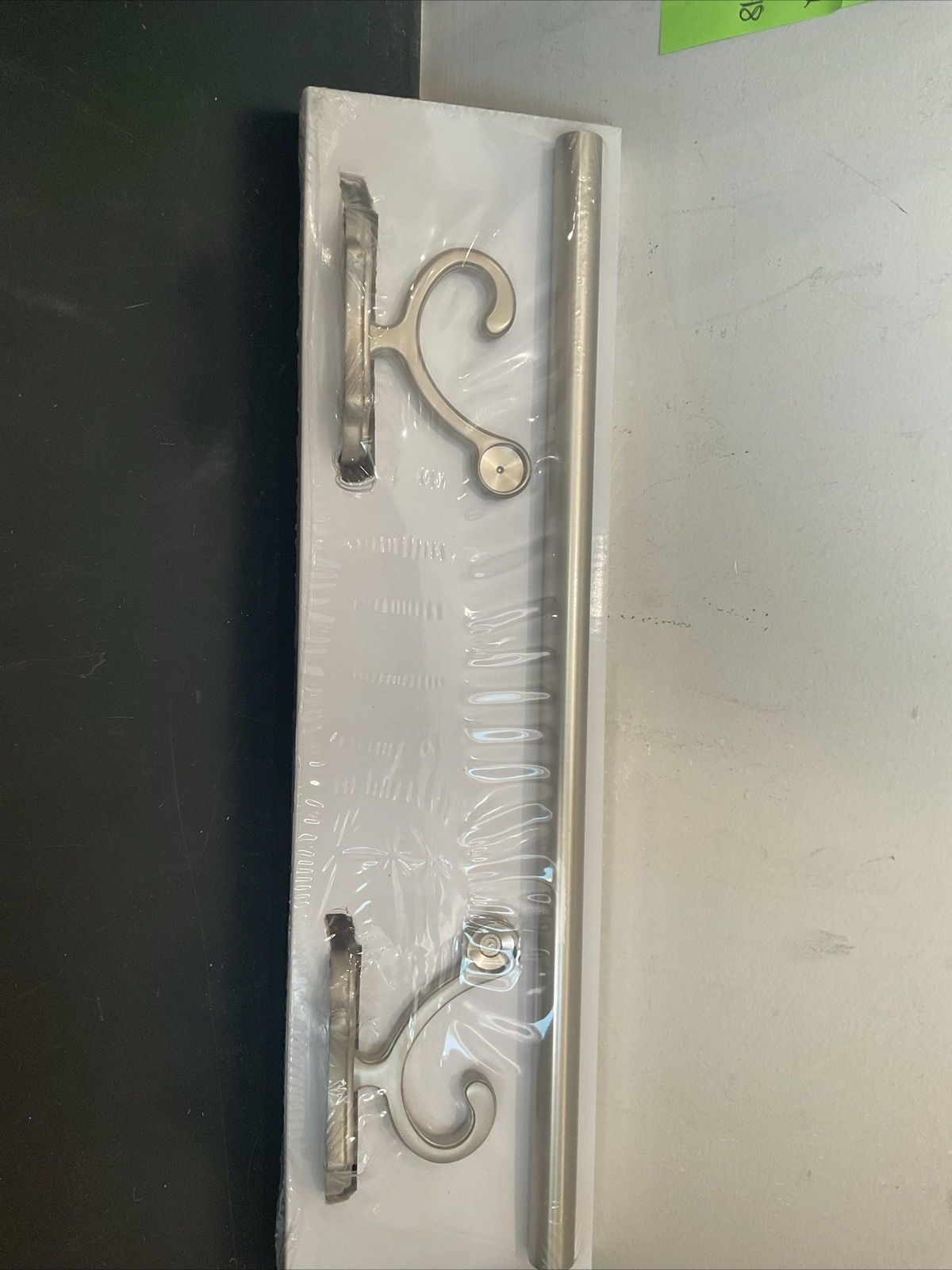 Bar. Satin Nickel. 4271. L4