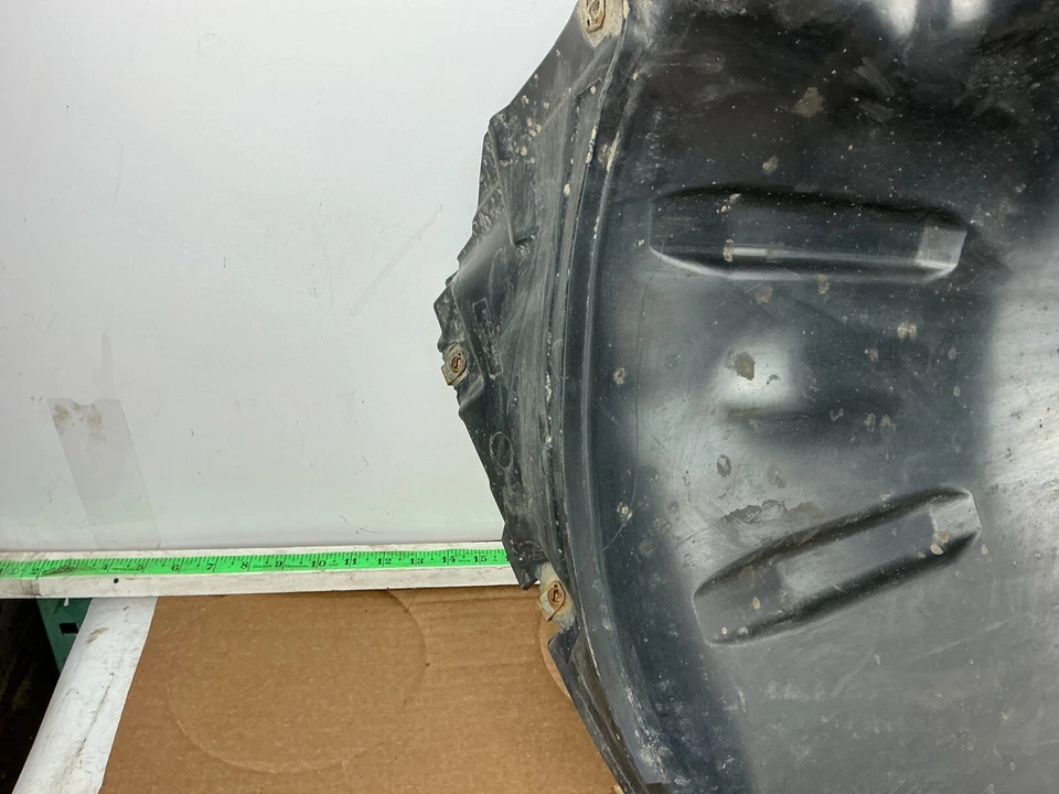 Guardabarros delantero derecho Mercedes-Benz GL450 2007-2012 revestimiento protector contra salpicaduras OEM Foto 2 de 4