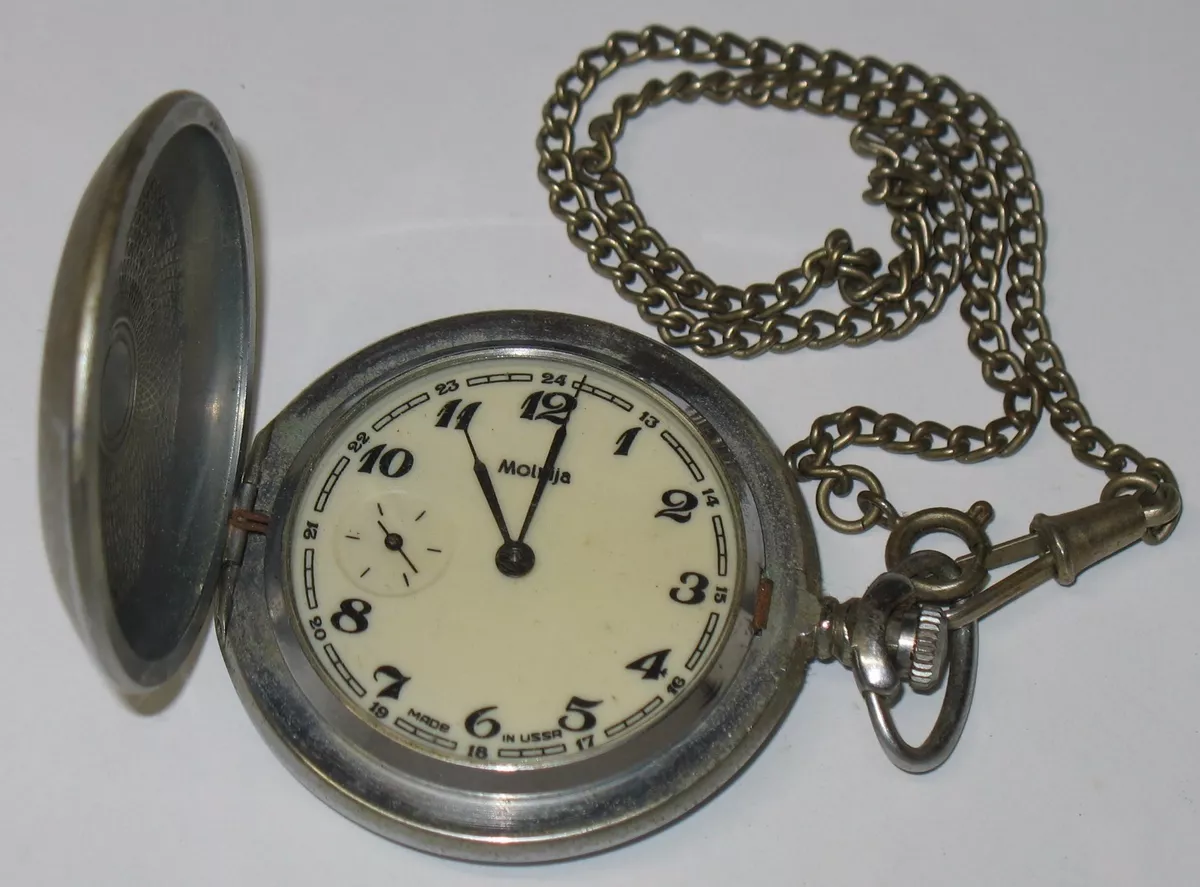 CCCP SOVIET USSR RUSSIAN POCKET WATCH MOLNIJA WITH CHAIN OROLOGIO