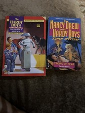 Tropic Of Fear Super Mystery #14 and The Robots Revenge #123 (Hardy Boys)