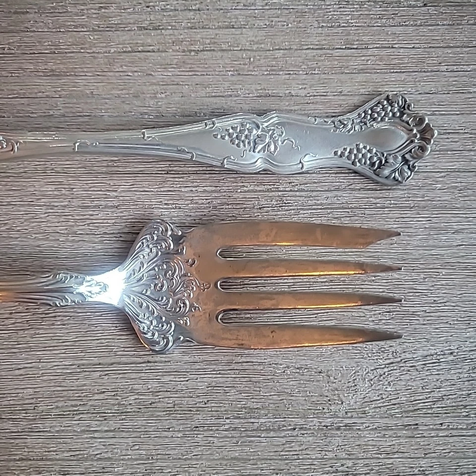2 Antique ROGERS & HAMILTON ANTIQUE 1895! ALDINE SILVERPLATED SERVING FORKS - Image 3 of 4