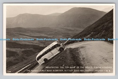 R808731 Verhandeln der oberen Biegung des Teufelsellenbogens. Glenshee. J. B. Weiß. Dund