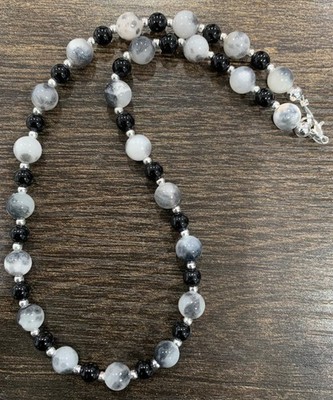 16'' Black and White Jade Necklace