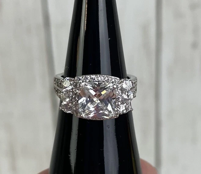 Sterling Silver 925 Hallo CZ Ring Signed JCL Size 6 Engagement Anniversary - Image 2 of 4