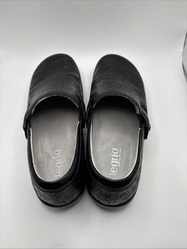 Alegria Kara Embossed Floral Clogs In Black Size 38 Shoes Excellent! - Picture 5 of 7
