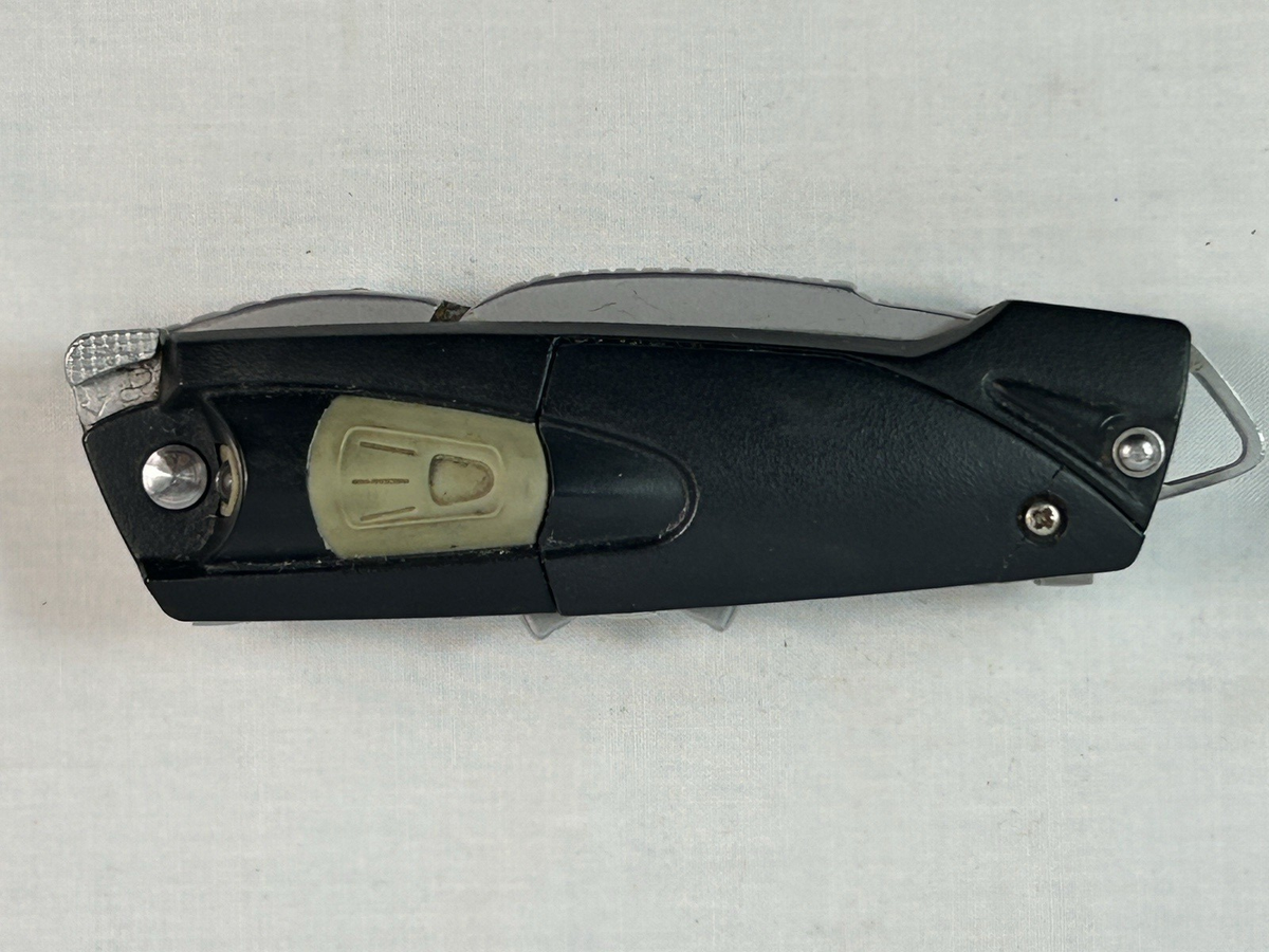 ナイジェリア　レア 7 マイナー　アフリカンフォーク S. M. Buck Whittaker 731 X-Tract Multitool Pocket Knife w/ LED