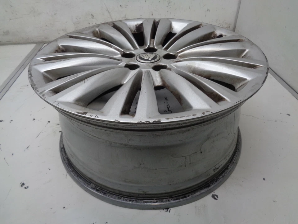 2009-2015 捷豹 XF 合金轮圈 19x8.5 10 双辐原始设备制造商 AK2109186 — 第 2/4 张图片