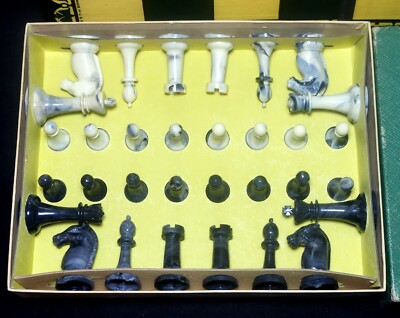 Vtg H Baron Company Staunton Pattern Chessmen Chess Board Game Complete