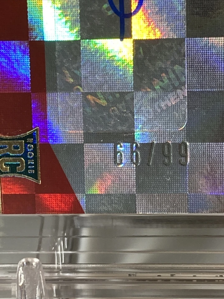 JALEN HURTS 2020 Chronicles Red Elite Turn of the Century RC Auto/99 HGA 9.5/10 - Image 4 of 4