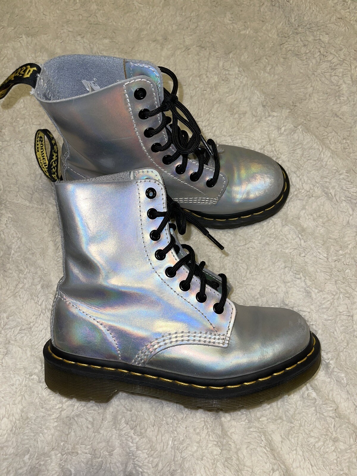 dr martens pascal eye silver