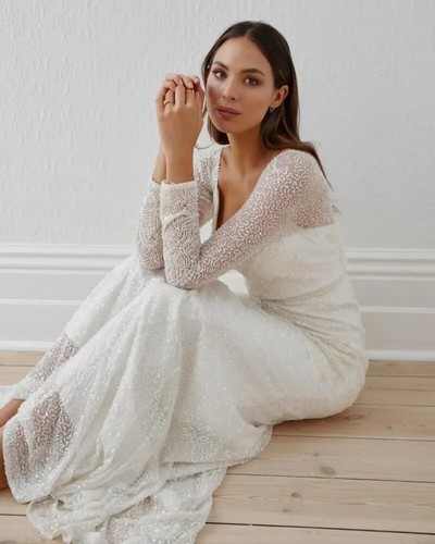 Karen Willis Homes Ivory Beaded Wedding Dress | Size 10 UK - Picture 11 of 15