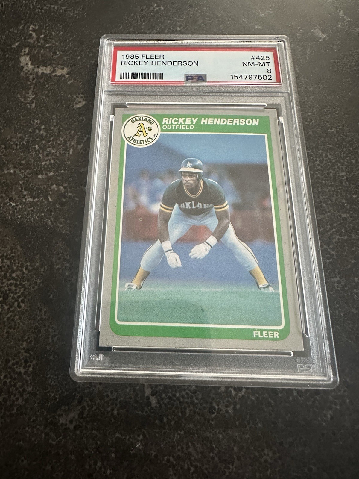 1985 FLEER #425 RICKEY HENDERSON PSA 8 NEW SLAB
