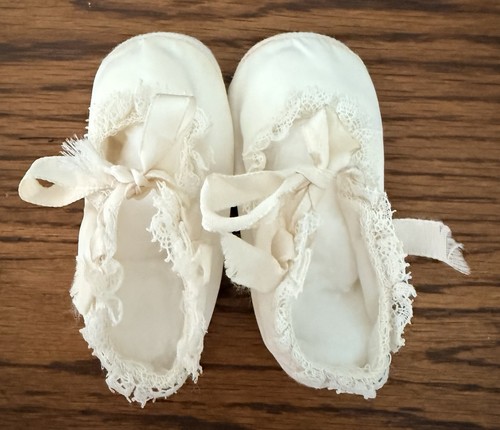 Vintage Satin Baby Doll Booties Shoes Cream Tie Closure Lace 3 7/8” Sweet!