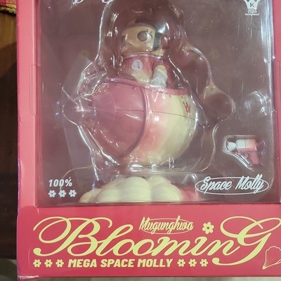 POP MART Blooming Mugunghwa Mega Space Molly PVC Animation Figure Unopened