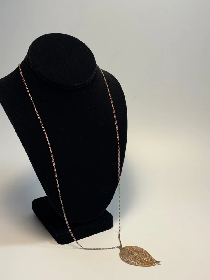 Delicate Filigree Leaf Pendant on Gold Tone Chain Long Statement Piece 32 inch - Image 4 of 4