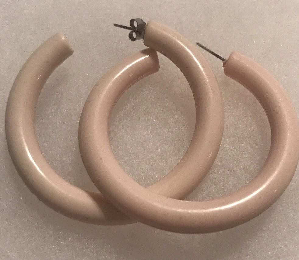 Update 162+ white plastic earrings latest seven.edu.vn