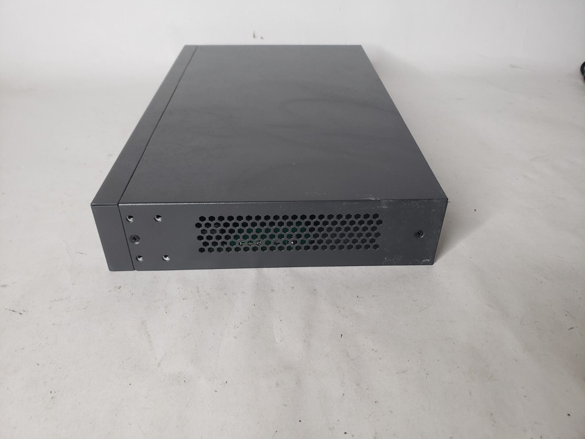 TP-LINK Technologies (TL-SG1024D) 24-Ports Rack-mountable Ethernet