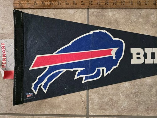 Buffalo Bills Vintage Wincraft Made In USA NFL Football Full Size Pennant - Picture 3 of 6