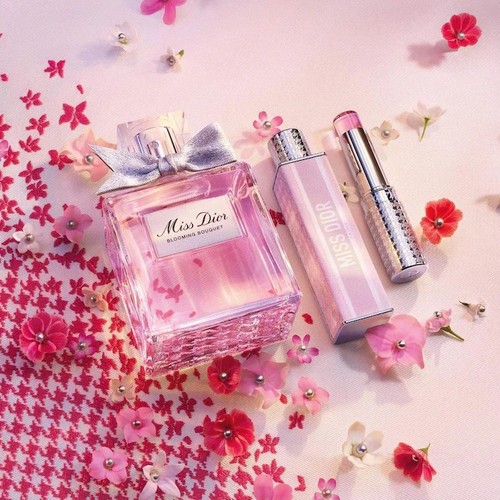Envío Gratuito✨ Auténtico Dior Miss Dior Mini Ramo Florante Perfume Sólido 3.2g - Imagen 2 de 14