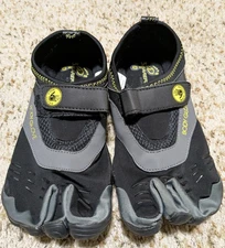 Body Glove Men's 3T Barefoot Max Beach Pool Water Shoes Black/Yellow Size 10