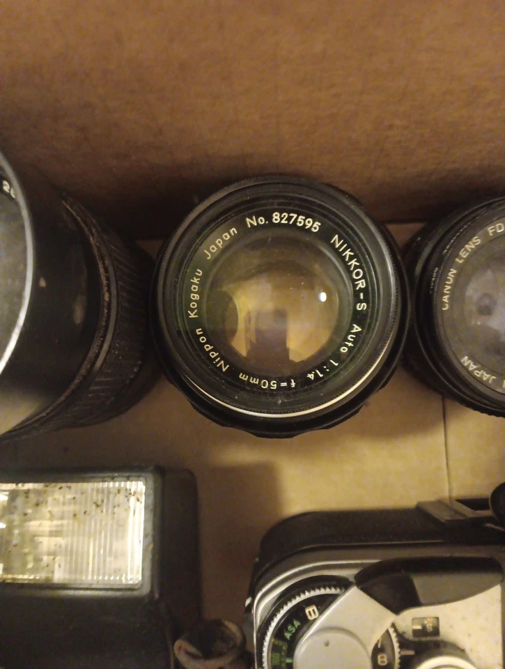 Canon AE-1CameraBundlewith 75-205 мм 55 мм50 мм1:1450 мм1:18speedlite188A 2xYelr - Изображение 4 из 4