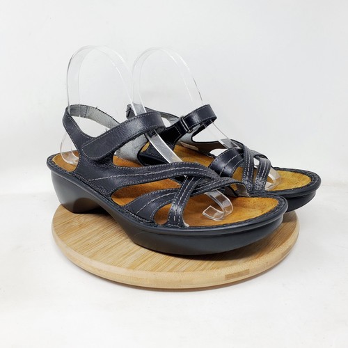 Naot Sandalen Damen 38 Paris schwarz Leder Riemchen Keilabsatz Komfortschuhe