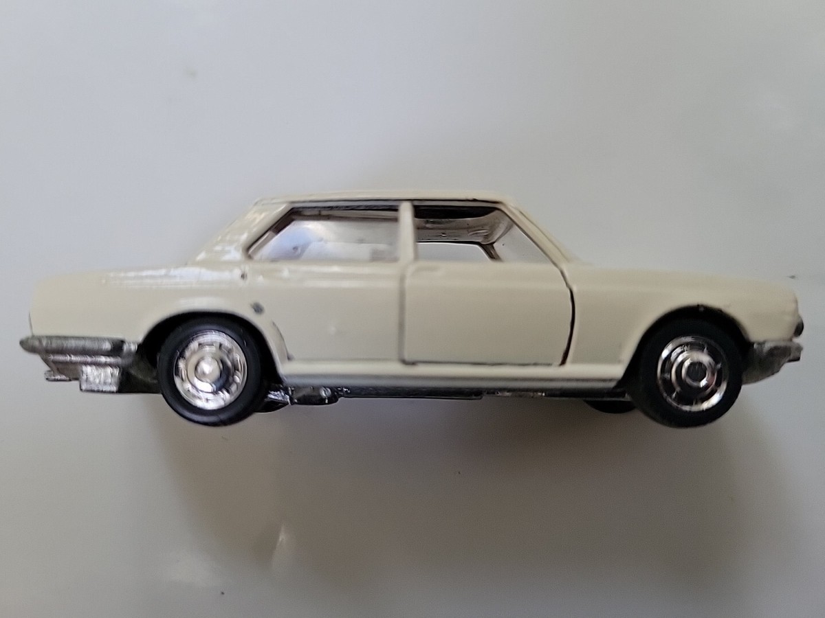 Vtg Schuco 1:66 Car - BMW 2500 No 301829 BMW 2800 No 301830