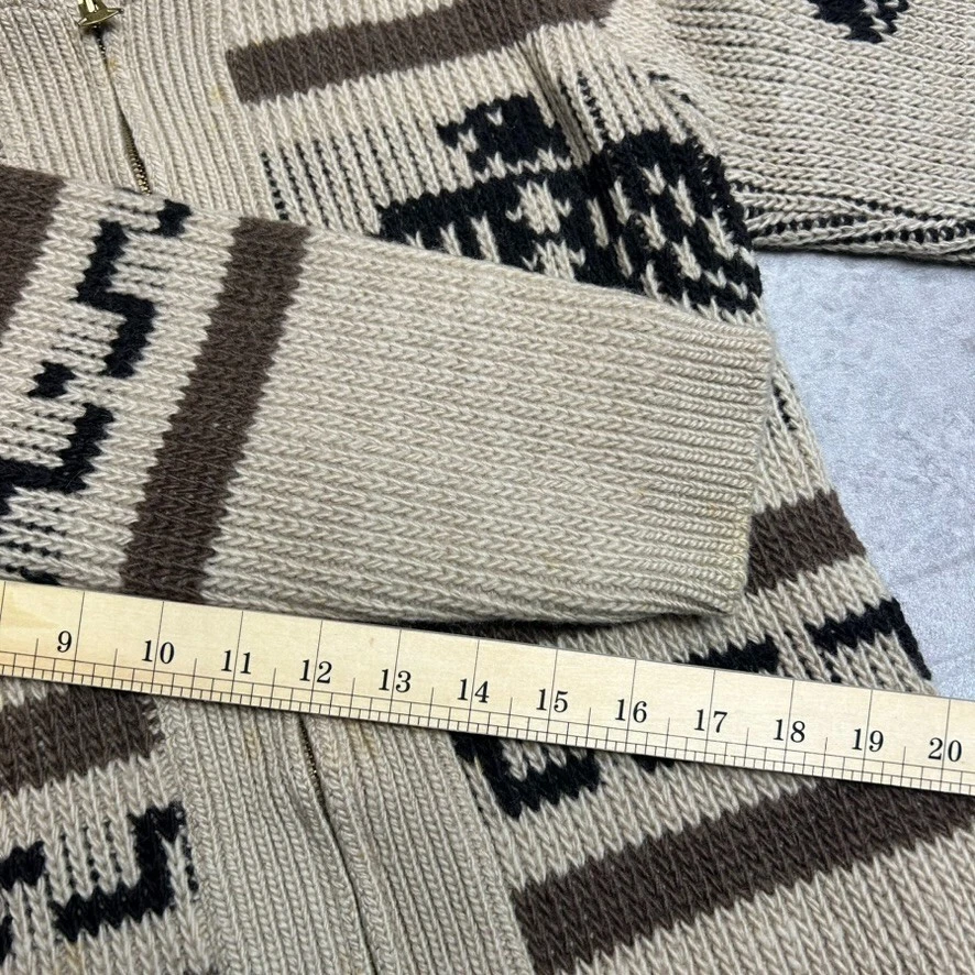 L.L Bean Thunderbird Knitted Cardigan Mens Medium Cowichan Wool Sweater Beige - Image 3 of 4