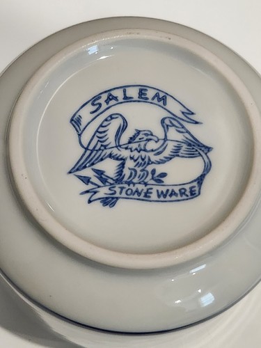 Vintage Salem Stoneware Georgetown Creamer and Sugar Bowl Blue Brown White Eagle - Picture 7 of 14