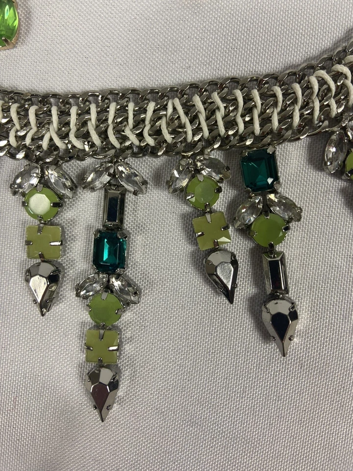 Pendientes araña collar verde azul con estrás BCBG Max Zaria  Foto 3 de 4