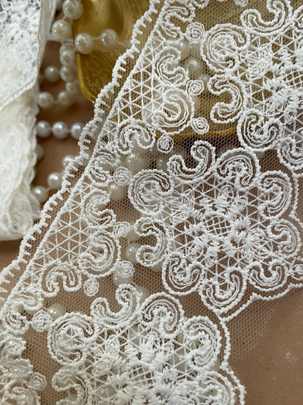 Picture 4 of 5