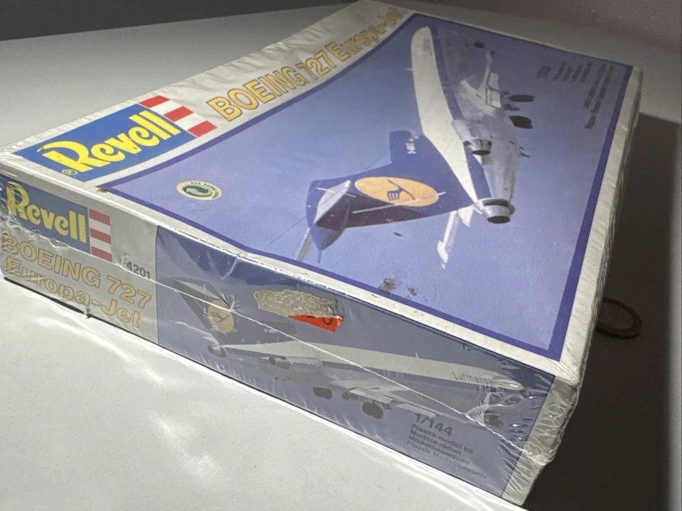 M531 Revell Boeing 727 Europa-Jet Flugzeug 1/144 Lufthansa Personenverkehr H0 - Bild 3 von 4