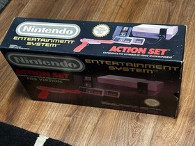 Nintendo NES Action Set UK Version BOXED! Complete w/ Inserts, Manuals + Posters