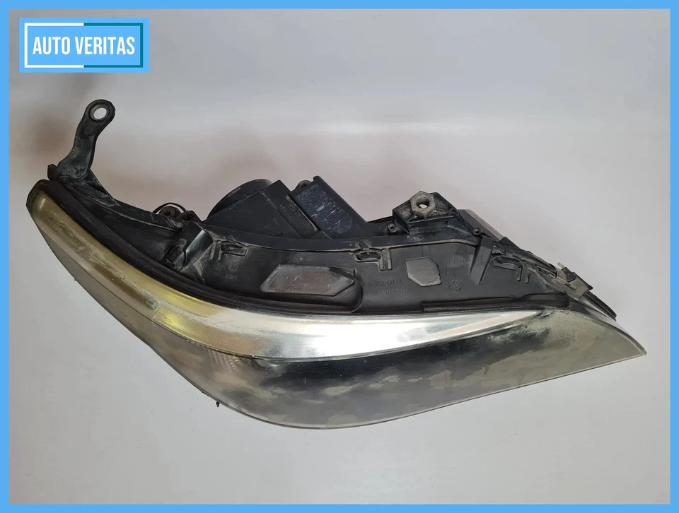 Original BMW 5 Series (E60/E61) Headlight / Front lamp Right 15872200 - Image 3 of 4